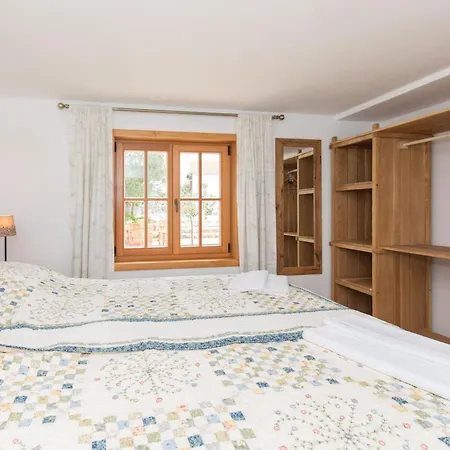 Nadia Mit Eigenem Pool By Interhome Vikendica *