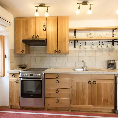 Nadia Mit Eigenem Pool By Interhome Holiday home